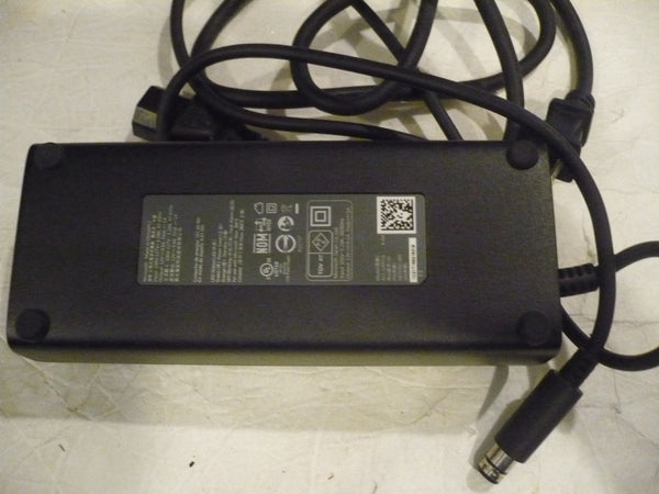 AC ADAPTER XP-E, 12V 10.83A